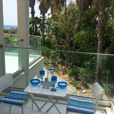 Modern Seaview Beach Studio Limassol Exterior photo