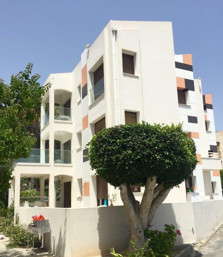 Modern Seaview Beach Studio Limassol Exterior photo