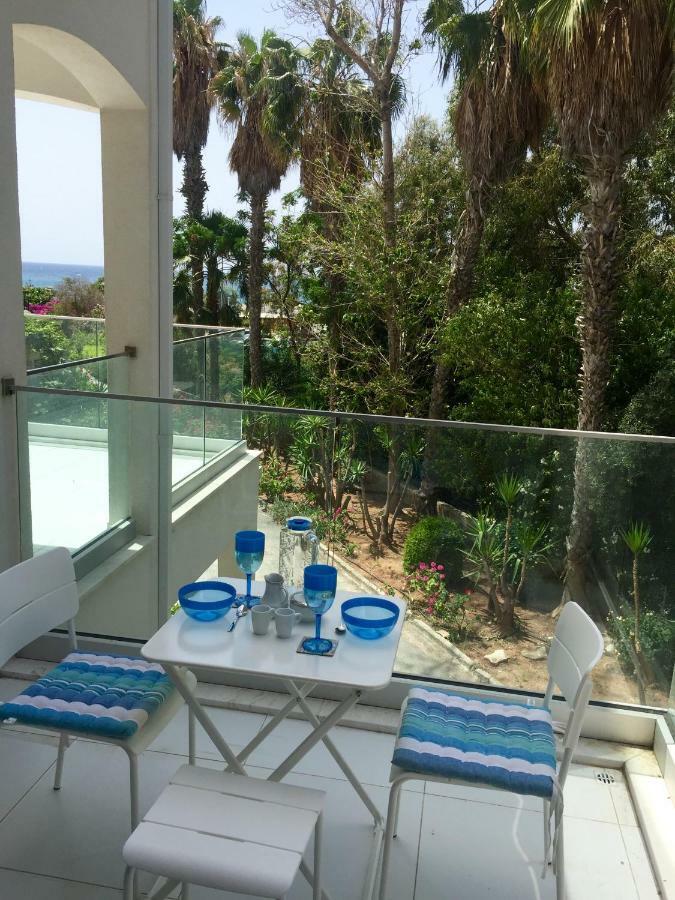 Modern Seaview Beach Studio Limassol Exterior photo